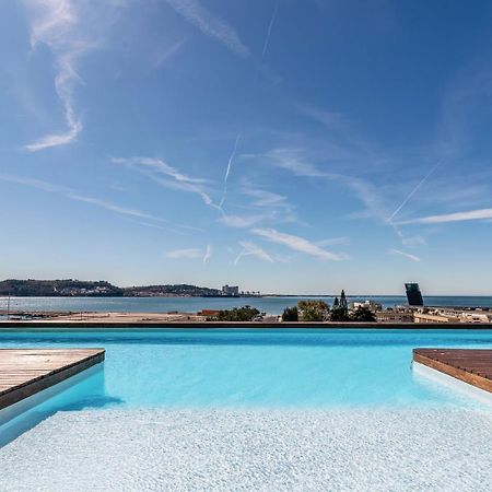 Guestready - Alges Apt With Stunning Rooftop Pool Apartment Exterior photo