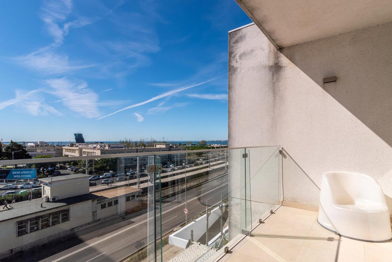 Guestready - Alges Apt With Stunning Rooftop Pool Apartment Exterior photo