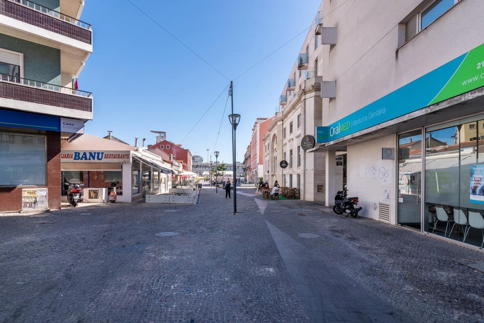Guestready - Alges Apt With Stunning Rooftop Pool Apartment Exterior photo