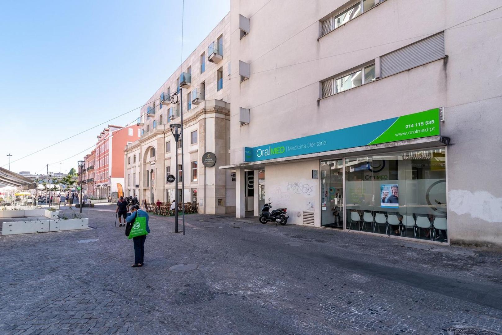 Guestready - Alges Apt With Stunning Rooftop Pool Apartment Exterior photo